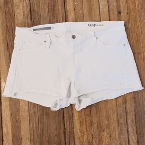 GAP white denim shorts